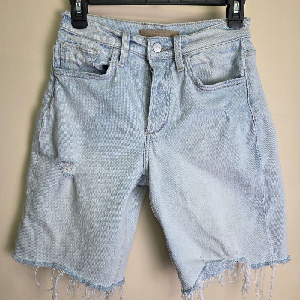 Joe’s Jeans The 90’s Bermuda Short Light Wash Distressed Raw Hem Size 25 - Picture 2 of 7